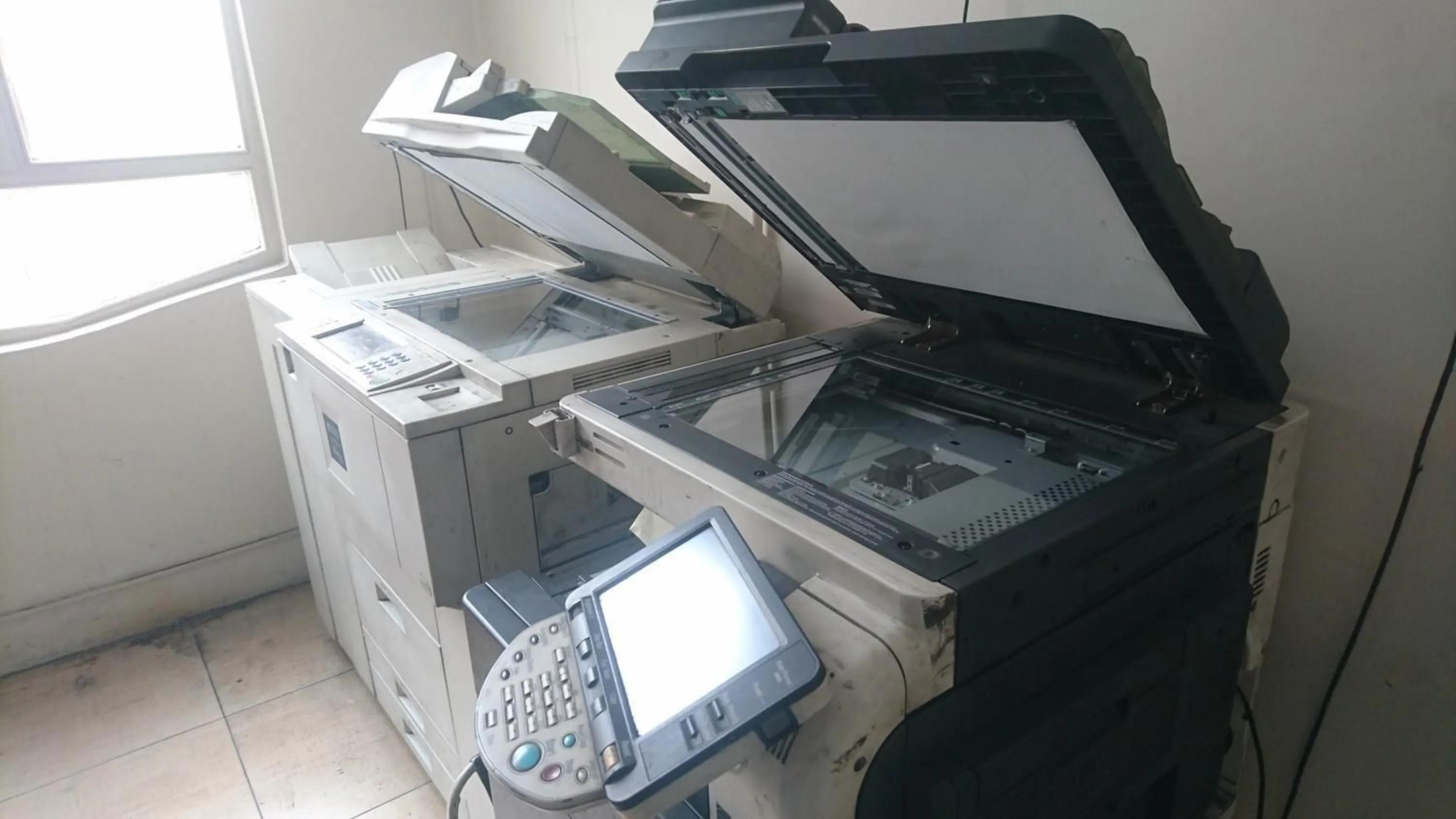 چاپ جزوه و تکثیر جزوه و پرینت دانشجویی چاپ جزوه و تکثیر جزوه و پرینت دانشجویی